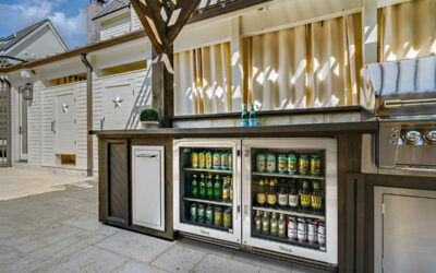 Outdoor Kitchens Need Outdoor Refrigerators
